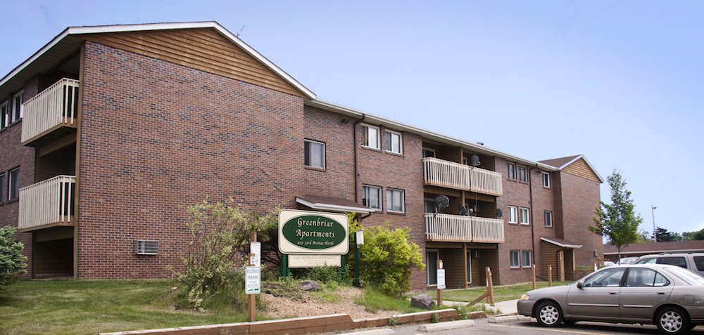 Greenbriar APARTMENTS