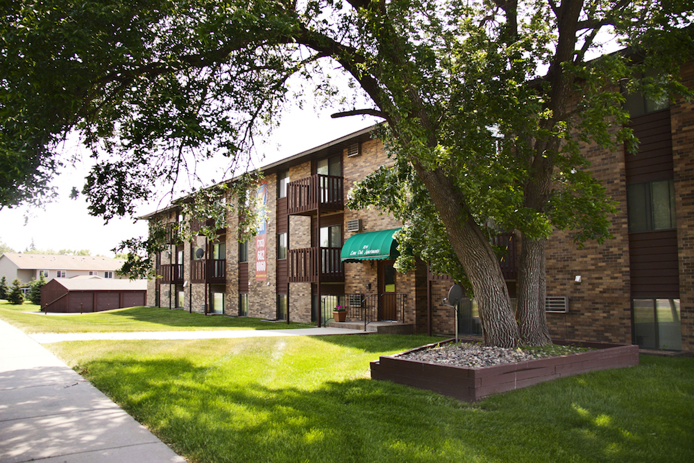 Lone Oak Apartments