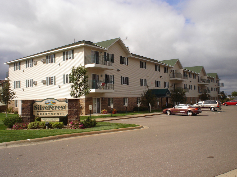 Silvercrest APARTMENTS