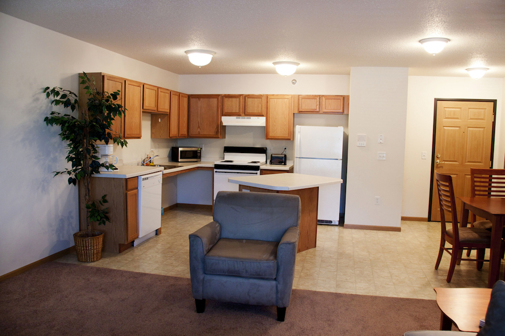 Silvercrest APARTMENTS